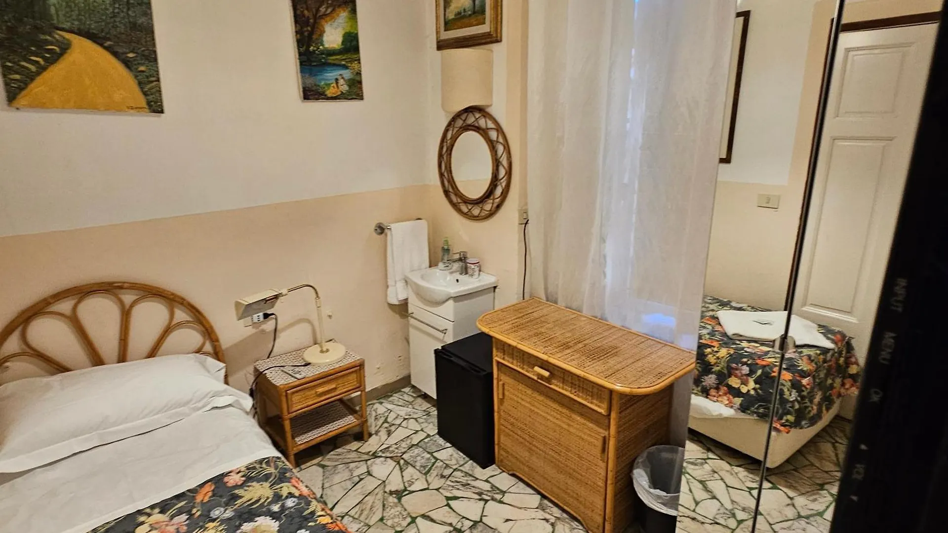 Casa Maya Souvenir Florenz 0*,  Italien