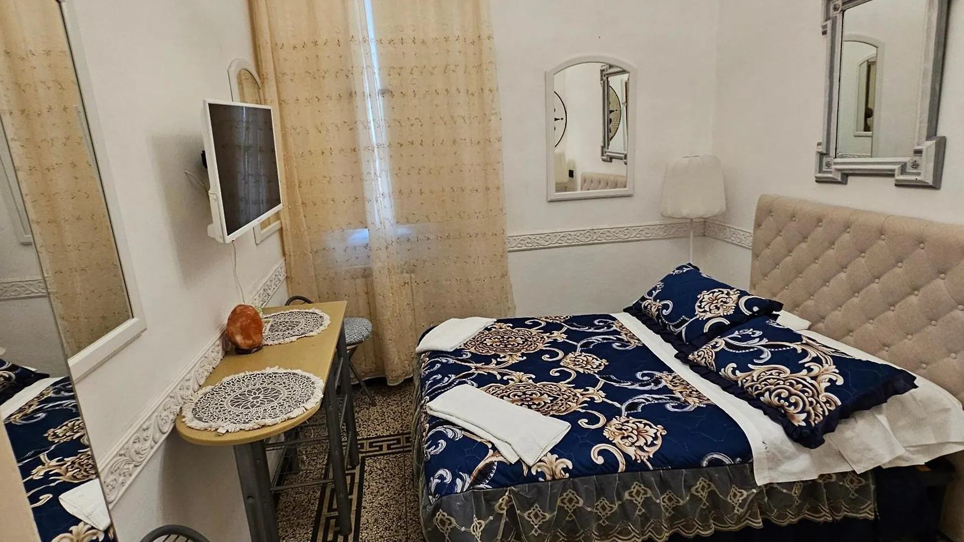 Casa Maya Souvenir Florence Hotel