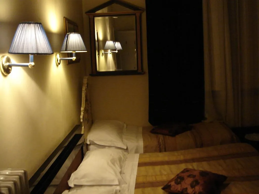 Casa Maya Souvenir Florenz Hotel